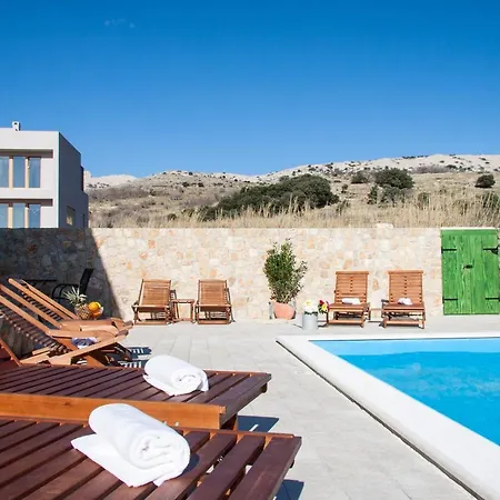 Apartment Belveder Pag Town